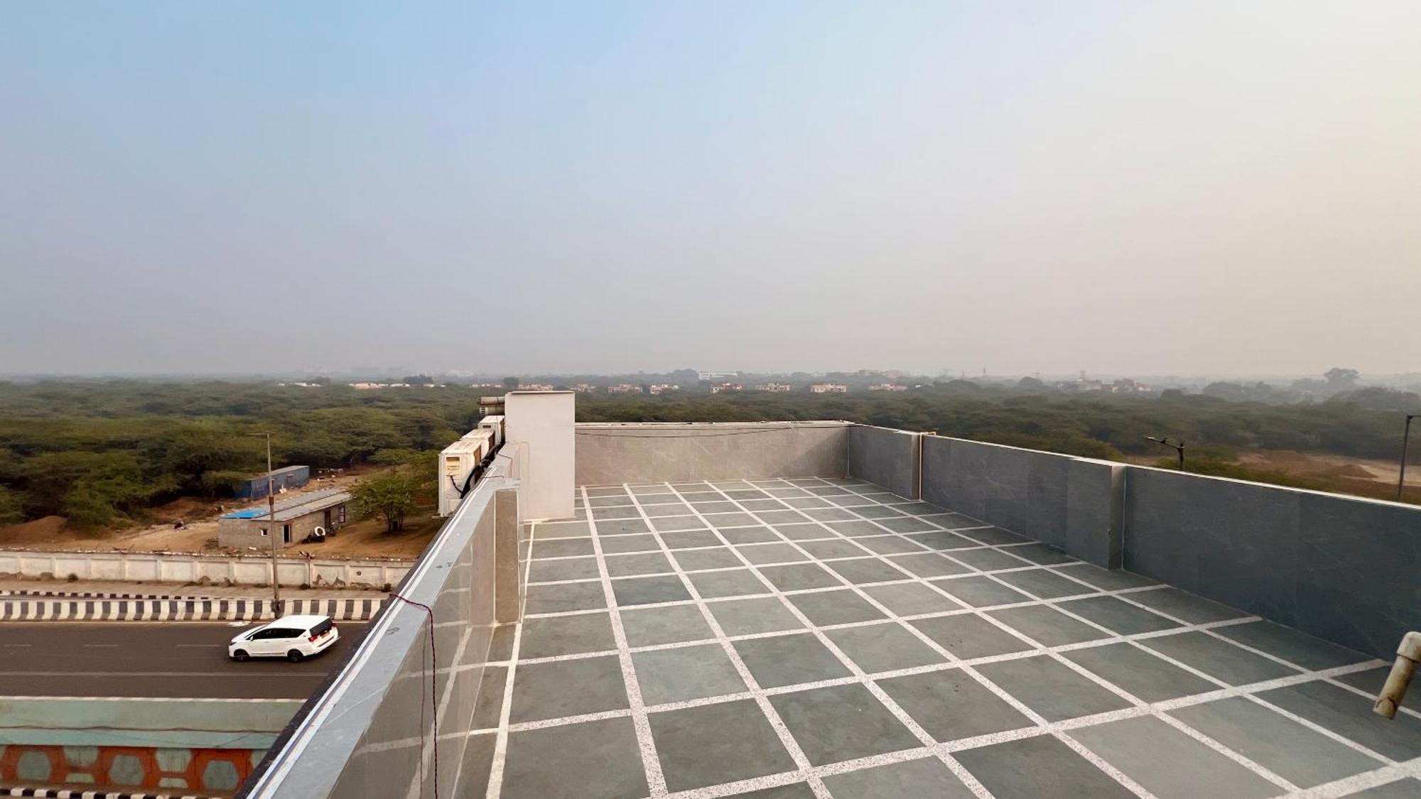 Aerovilla By Jmd Group Neu-Delhi Exterior foto